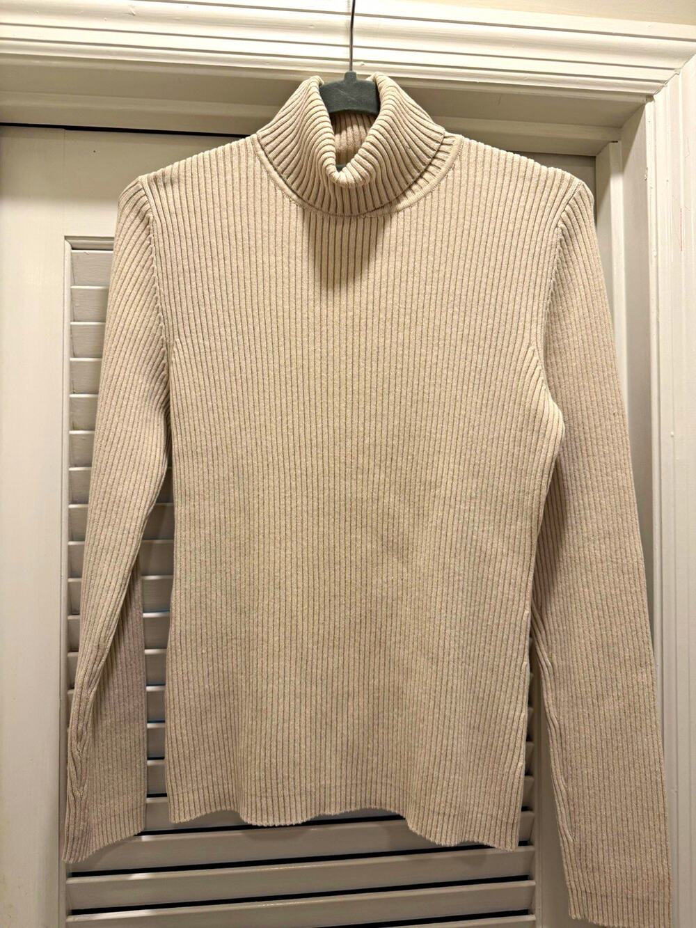 Chico's Beige Rib-Knit Turtleneck Pullover Sweater Long Sleeve Size 2 Silk Blend